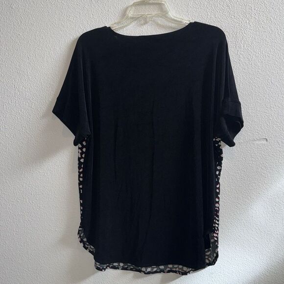 Chico’s Travelers Tossed Dots Block Tunic Top - Picture 4 of 4